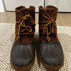 Sperry Brown and Black Duck Boots size 6.5